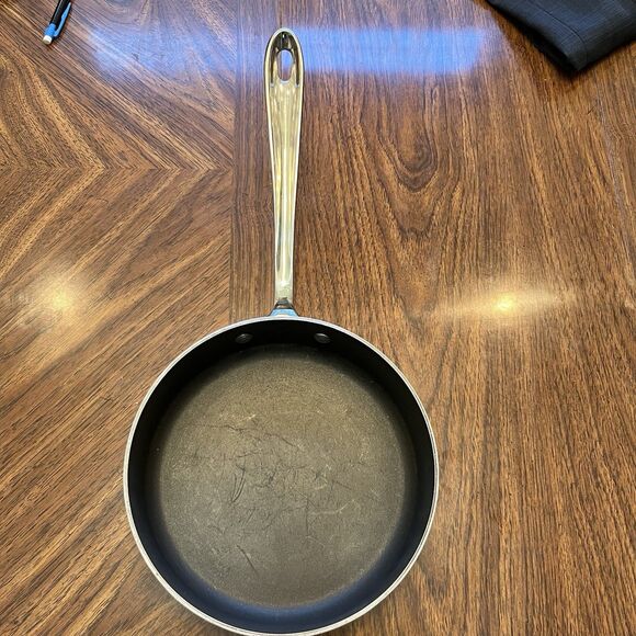 All-Clad Stainless Steel Fry Sauté Pan  Skillet 8" Wide Non Stick READ - Picture 1 of 11